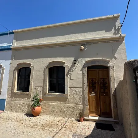 Duna Maria Semesterbostad Fuzeta